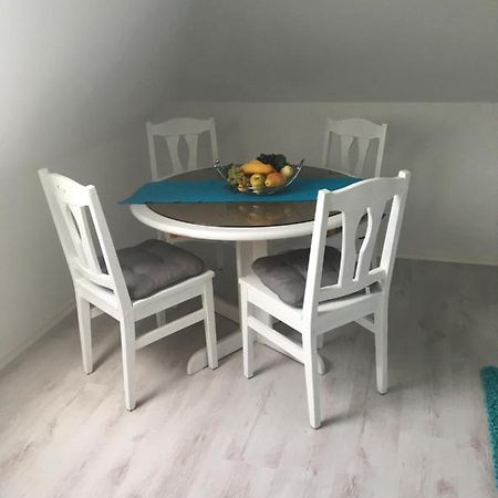 Mischa Daire Heide  Dış mekan fotoğraf